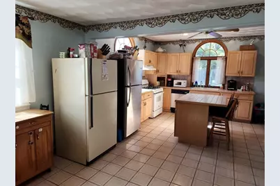 17 Davis St, Taunton, MA 02780 - Photo 15