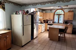 17 Davis St, Taunton, MA 02780 - Photo 15