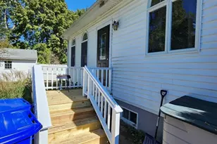 17 Davis St, Taunton, MA 02780 - Photo 7