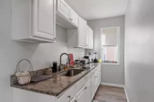 36 38 38 5 Houghton St, Worcester, MA 01604 - Photo 31