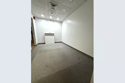 388-390 Commonwealth Ave #B2, Boston, MA 02215 - Photo 9