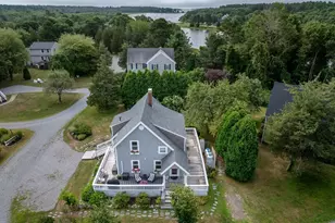 4 Blackhall Ct, Marion, MA 02738 - Photo 1