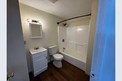 249 E High St #3, Manchester, NH 03104 - Photo 3