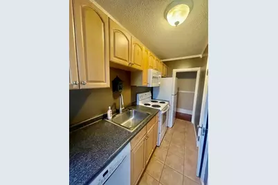 138 Main St #13, Fairhaven, MA 02719 - Photo 25