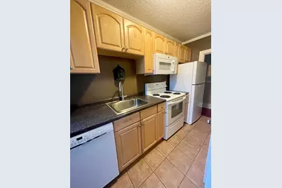 138 Main St #13, Fairhaven, MA 02719 - Photo 27