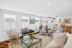 594 Commercial St, Provincetown, MA 02657 - Photo 11