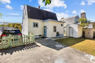 203 Pleasant St, Ashland, MA 01721 - Photo 3