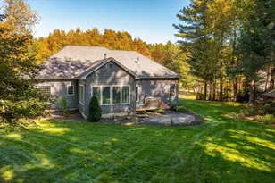 10 Golden Cir, Southampton, MA 01073 - Photo 31