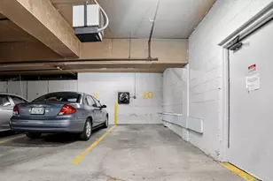 33 Lodgen Ct, Malden, MA 02148 - Photo 17