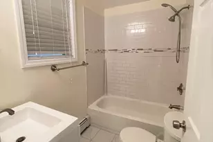 13 Howard St, Cambridge, MA 02139 - Photo 11