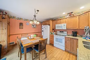 425 East St, Weymouth, MA 02189 - Photo 5