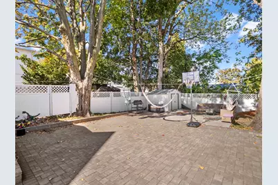 85 B St, Lowell, MA 01851 - Photo 33