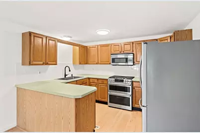 849 Boston Post Rd, E #10D, Marlborough, MA 01752 - Photo 13