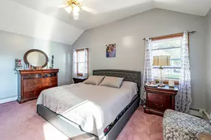 1183 James St, Chicopee, MA 01022 - Photo 7