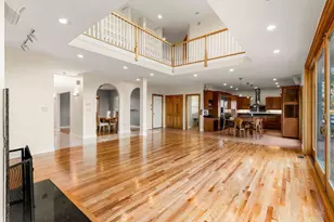 116 Raffaele Dr, Waltham, MA 02452 - Photo 5