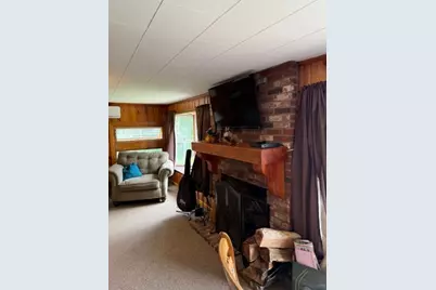 45 Spring St, Lunenburg, MA 01462 - Photo 7