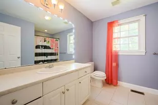 53 Russell St, Marlborough, MA 01752 - Photo 33