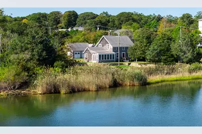 187 Lagoon Pond Road, Tisbury, MA 02575 - Photo 27