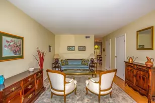 52 Smithfield Ct, Springfield, MA 01108 - Photo 5