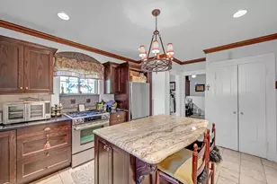 283 Longhill St, Springfield, MA 01108 - Photo 3