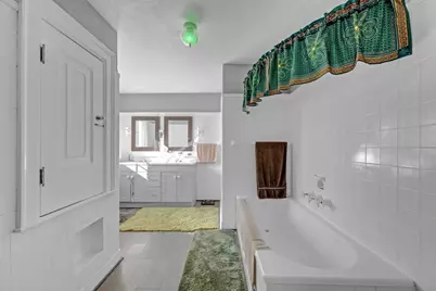 283 Longhill St, Springfield, MA 01108 - Photo 31