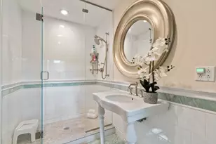 1430 Beacon St, Newton, MA 02468 - Photo 23