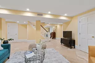 1430 Beacon St, Newton, MA 02468 - Photo 27