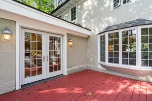 1430 Beacon St, Newton, MA 02468 - Photo 31