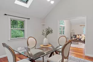 45 Winterberry Way, Bedford, MA 01730 - Photo 13