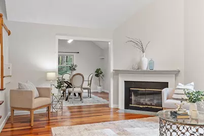 45 Winterberry Way, Bedford, MA 01730 - Photo 9