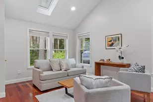 45 Winterberry Way, Bedford, MA 01730 - Photo 7