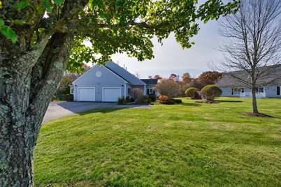 8 Village Way #8, Westport, MA 02790 - Photo 7