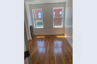 10 Yeamans St #12-1, Revere, MA 02151 - Photo 5