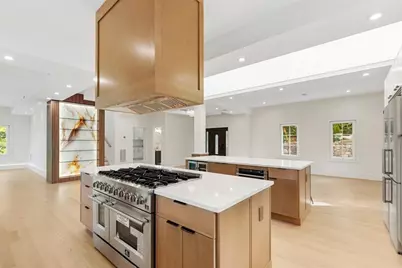 58 Chestnut St, Lynnfield, MA 01940 - Photo 13