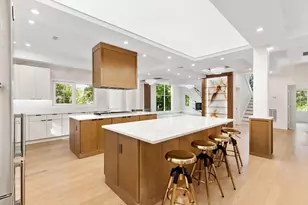 58 Chestnut St, Lynnfield, MA 01940 - Photo 11