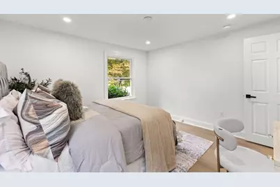 26 Lamb St, Attleboro, MA 02703 - Photo 13