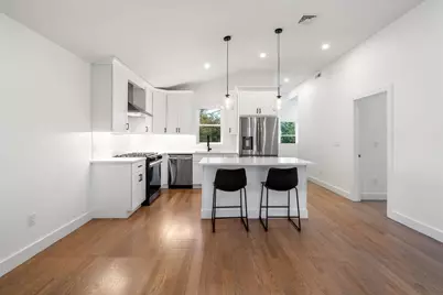 43-45 Welligton #3, Waltham, MA 02451 - Photo 3