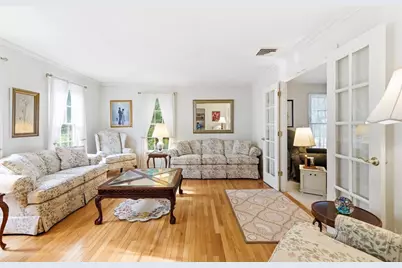 16 Cedar St, Mashpee, MA 02649 - Photo 9