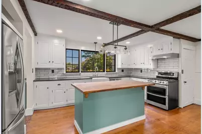 1011 Edmands Rd, Framingham, MA 01701 - Photo 9