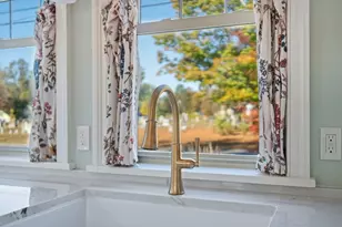 67 Park St, Northampton, MA 01062 - Photo 11