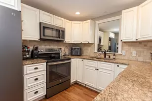 11 Village Green Dr, Bourne, MA 02562 - Photo 11