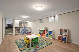 19 Selwyn, Newton, MA 02461 - Photo 21