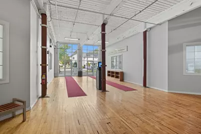 122 Pleasant St, Easthampton, MA 01027 - Photo 7