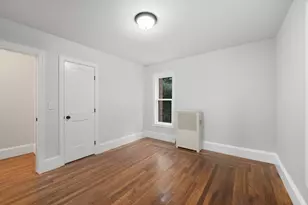 268-270 Sargeant St, Holyoke, MA 01040 - Photo 13