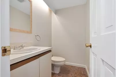 320 Newbury St #304, Danvers, MA 01923 - Photo 19