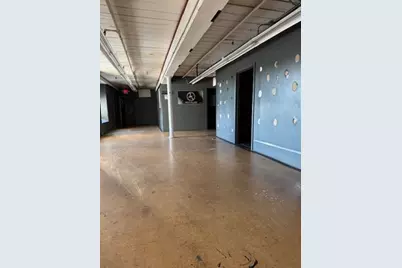 657 Quarry St #1R, Fall River, MA 02723 - Photo 3