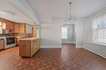 15 Chapman Ave, Holyoke, MA 01040 - Photo 5