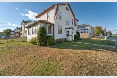 15 Chapman Ave, Holyoke, MA 01040 - Photo 3