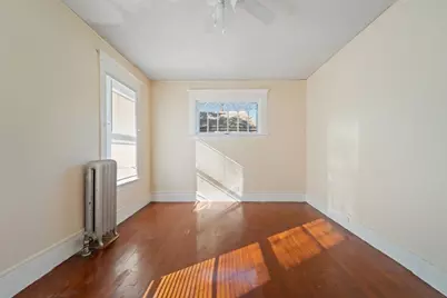 15 Chapman Ave, Holyoke, MA 01040 - Photo 19