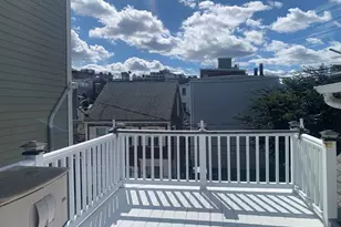 15 Russell St, Boston, MA 02129 - Photo 7